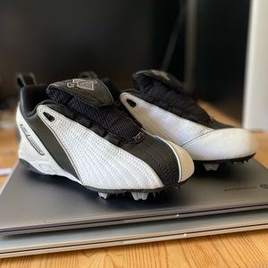Reebok Softball Cleats (No laces)